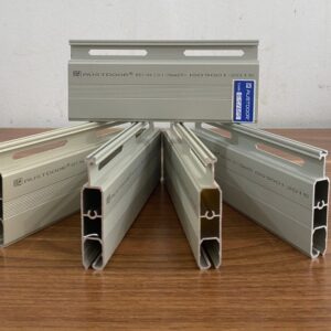 Cửa cuốn Austdoor Khe Thoáng E52